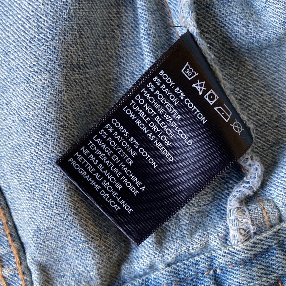 BDG Women’s Jean Jacket - Picture 4 of 4